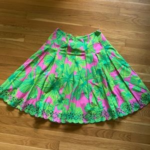 Long Lilly Pulitzer skirt size 8 🌺🌸